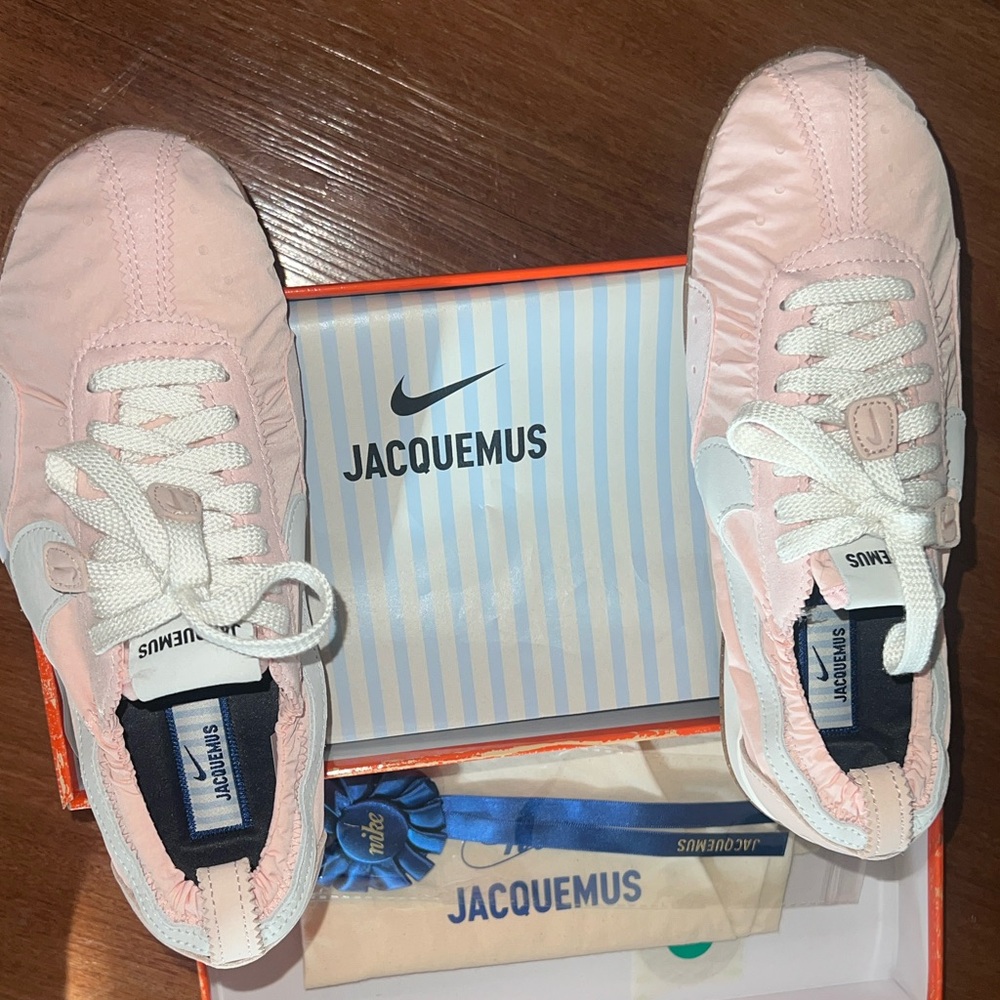 Jacquemus moon shoe